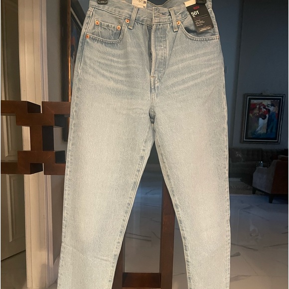 Levis Women Denim - Picture 2 of 5